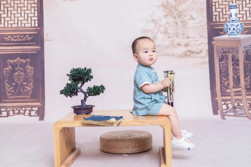 冠县孕妇几个月胸部变大